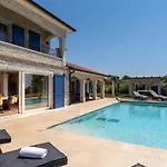 度假居 Villa Kastelir 波雷奇