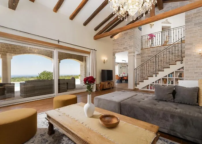 Feriehus Villa Kastelir *