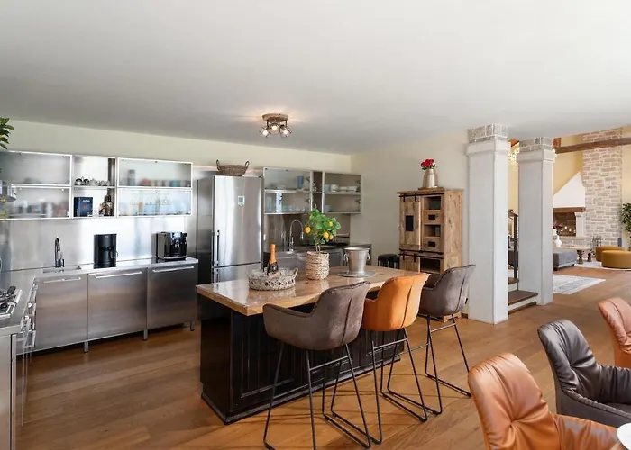 Villa Kastelir Дом отдыха